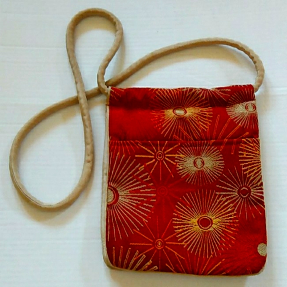 Suruchi Cross Body Purse With Sunburst Design